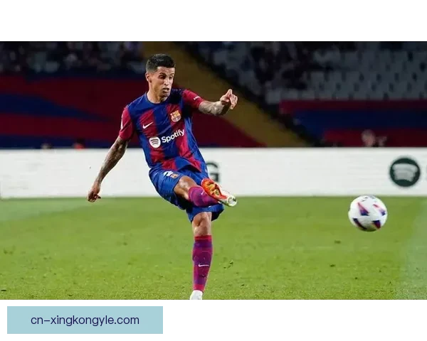 一人双面坎塞洛盘活巴萨防线